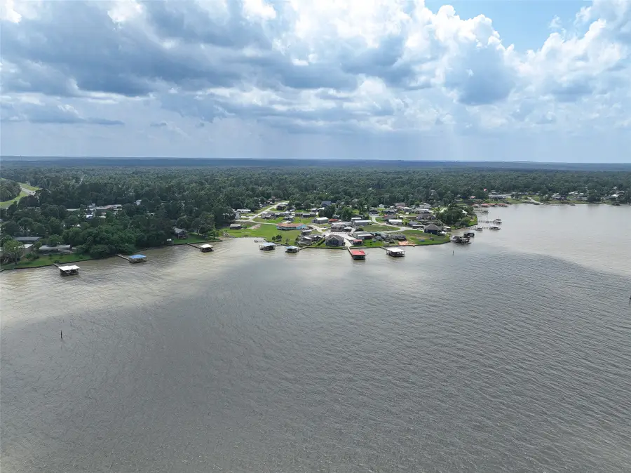 210 Canary Street, Point Blank, TX 77364 - Image #3