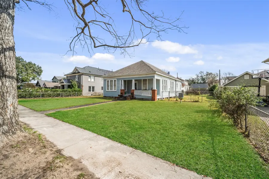 1810 Cortlandt Street, Houston, TX 77008 - #3