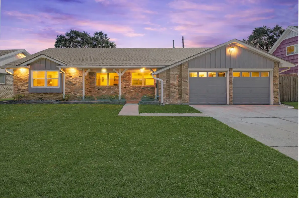 2406 Willowby Drive, Houston, TX 77008 - Image #1