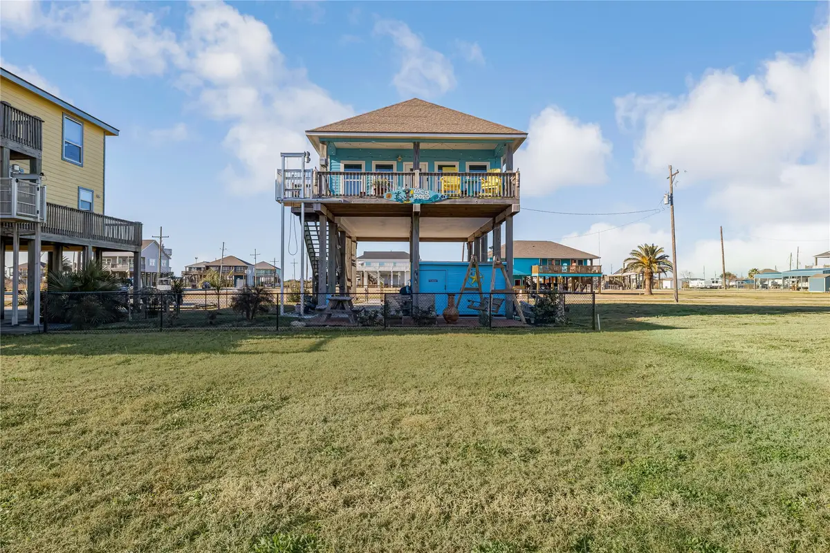 110 Verdia Drive, Crystal Beach, TX 77650 - Image #1