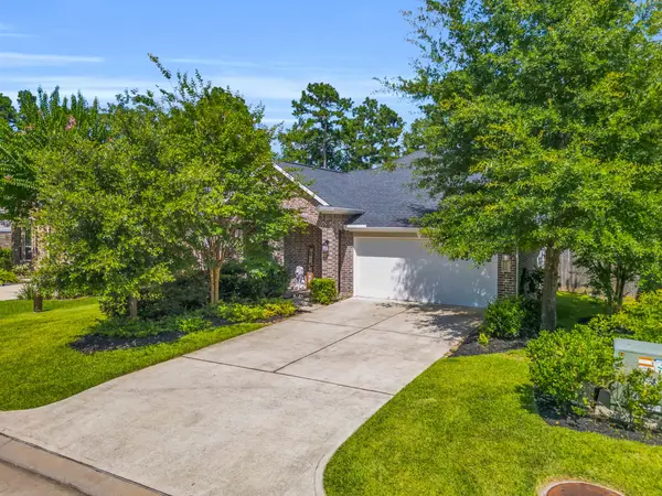 222 Elianne Lace Ct Court, Conroe, TX 77318