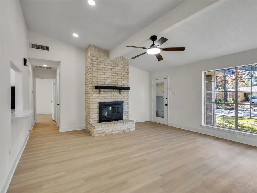 455 Capehill Drive, Houston, TX 77598 - Image #2