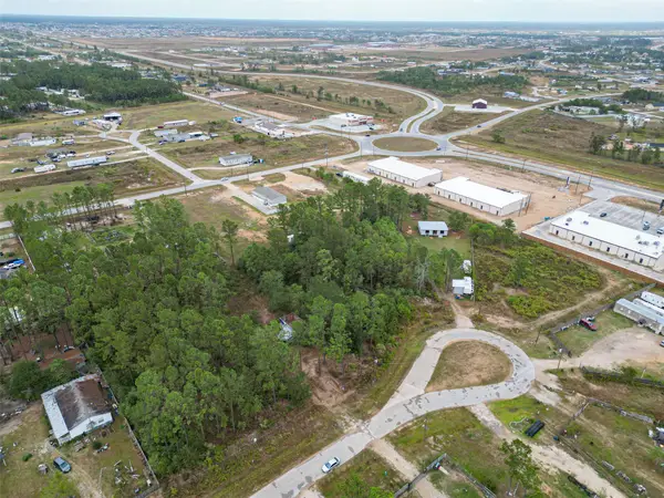 326 Road 5126, Cleveland, TX 77327