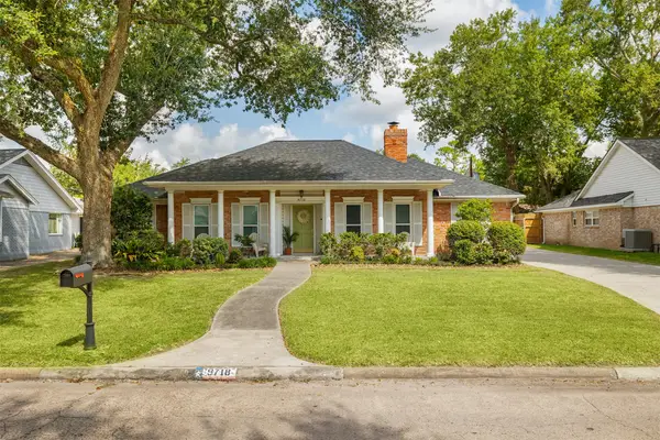 9718 Moorberry Lane, Houston, TX 77080