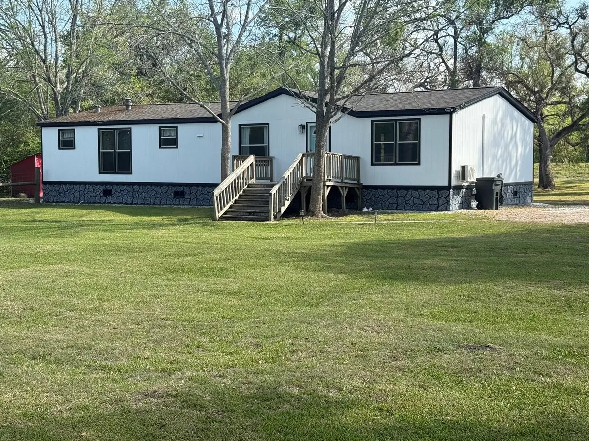 5202 Kincer Road, Damon, TX 77430 - #1