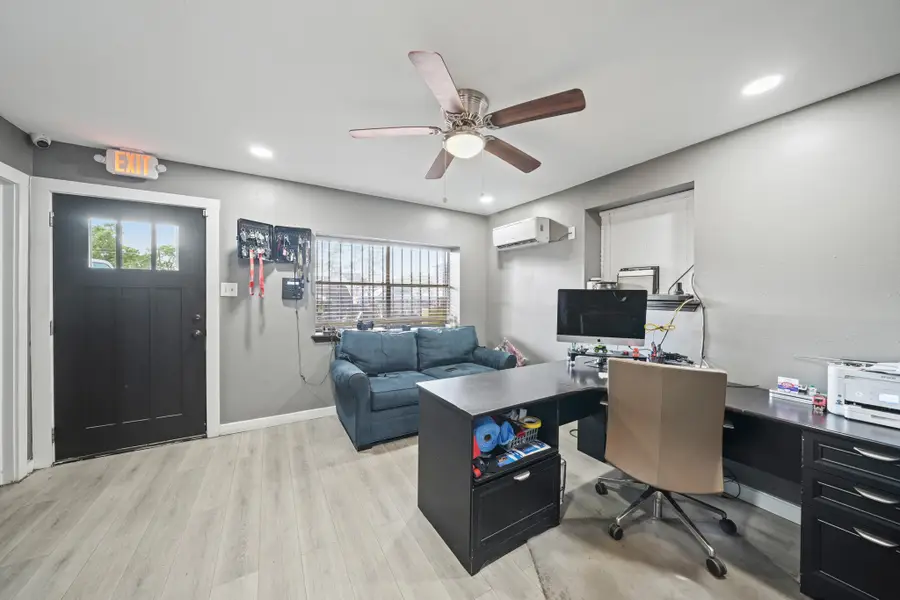 527 Pampa Street, Pasadena, TX 77504 - #2