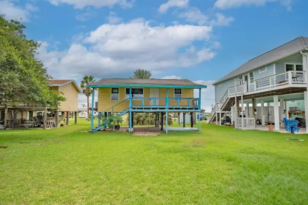 153 Seagull, Sargent, TX 77414