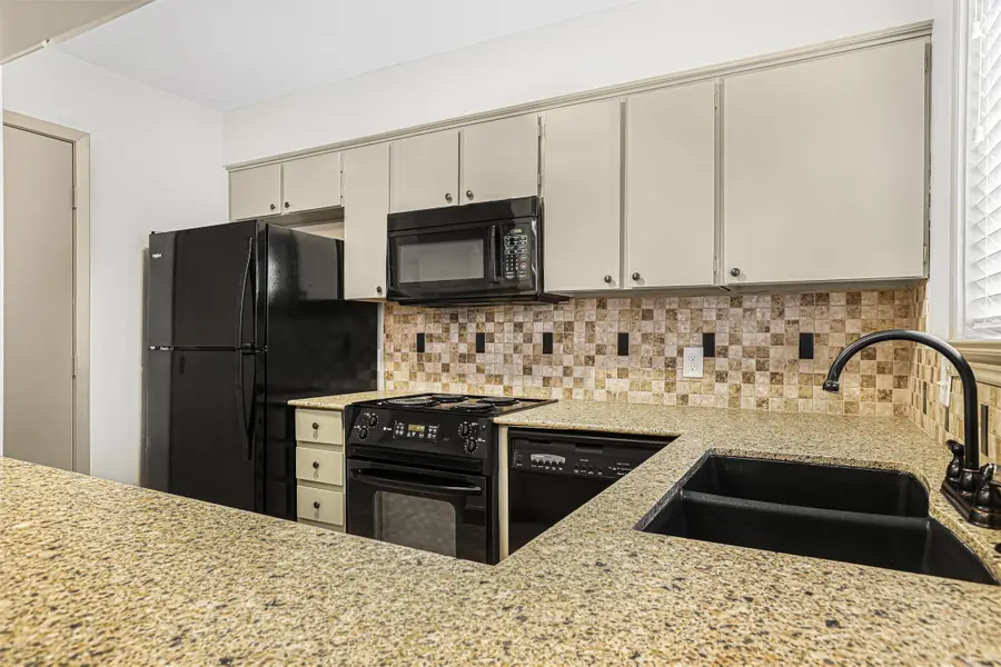 4410 T C Jester Boulevard #13, Houston, TX 77018 - #3