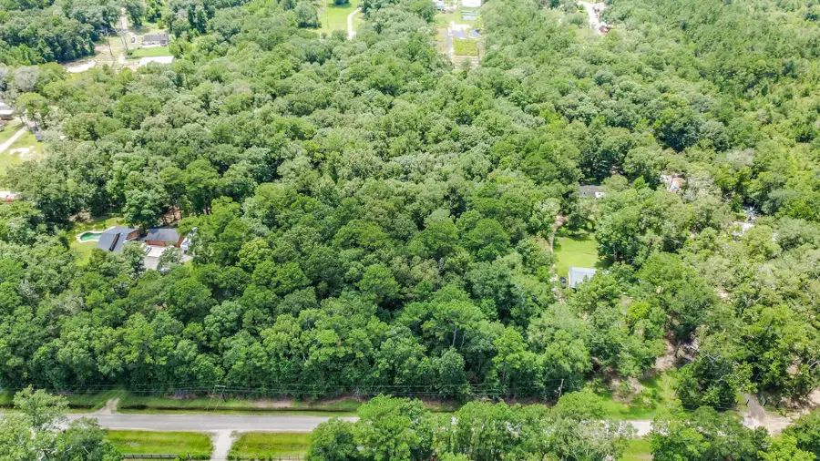 4 County Road 3561, New Caney, TX 77357 - #2