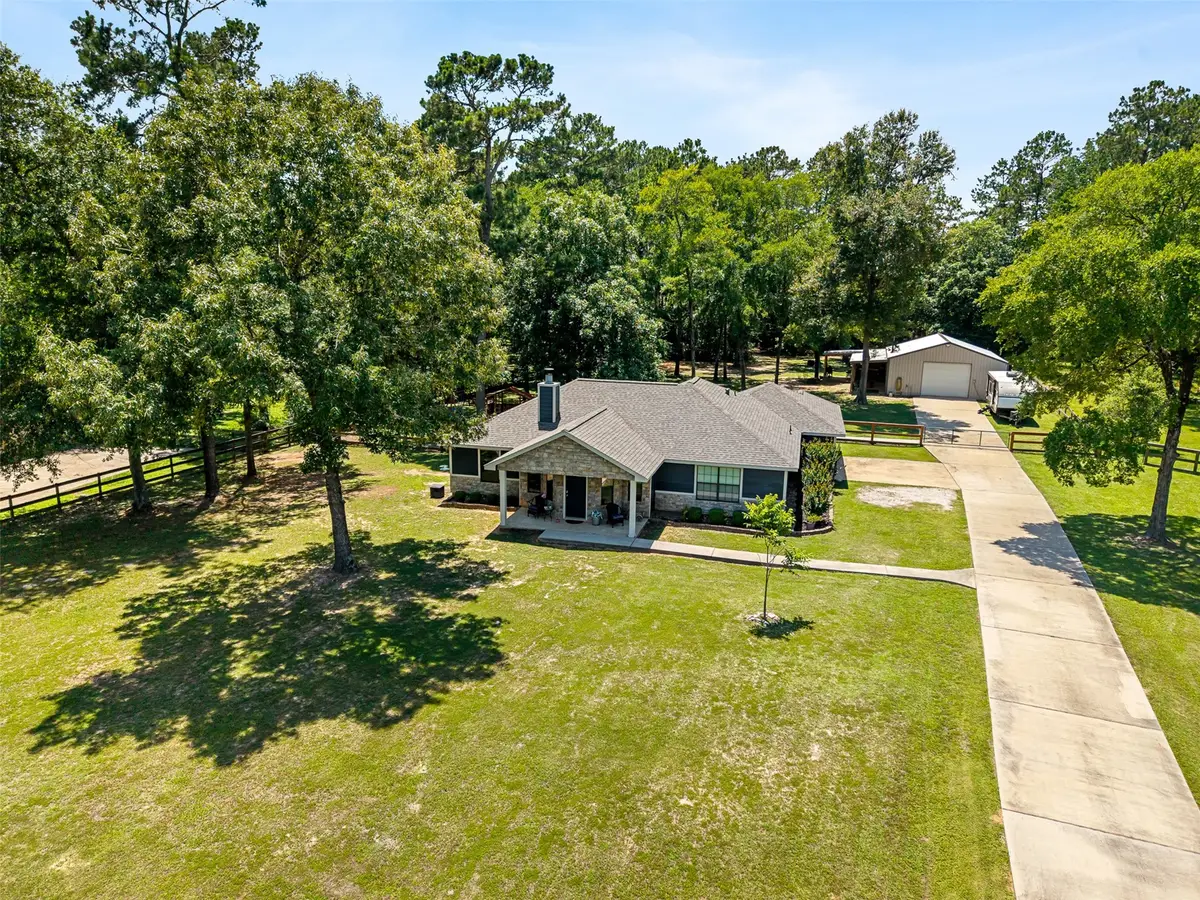 11414 Oak Springs Dr, Willis, TX 77378 - #1