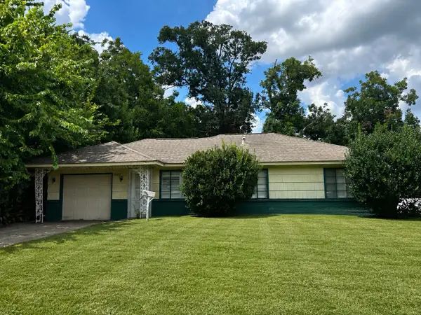 8542 Highcrest Drive, Houston, TX 77055