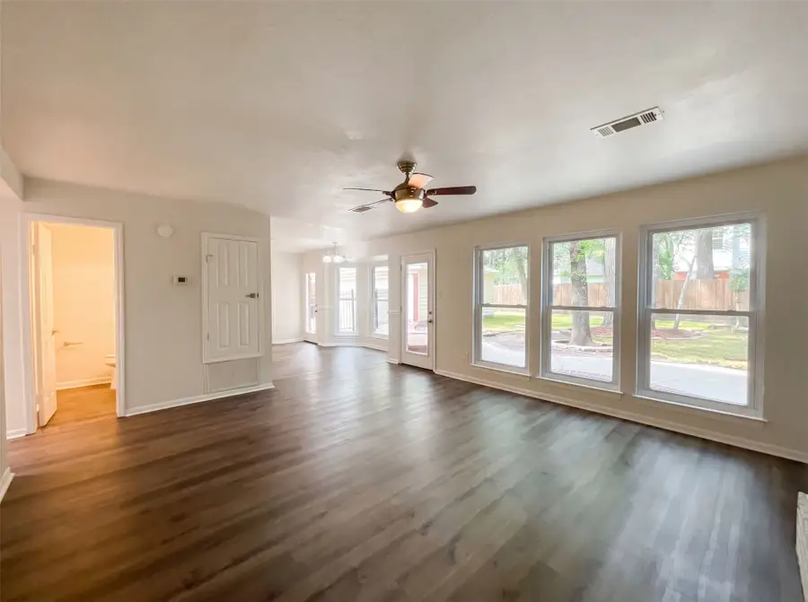 14 Elk Crossing Drive, The Woodlands, TX 77381 - #3