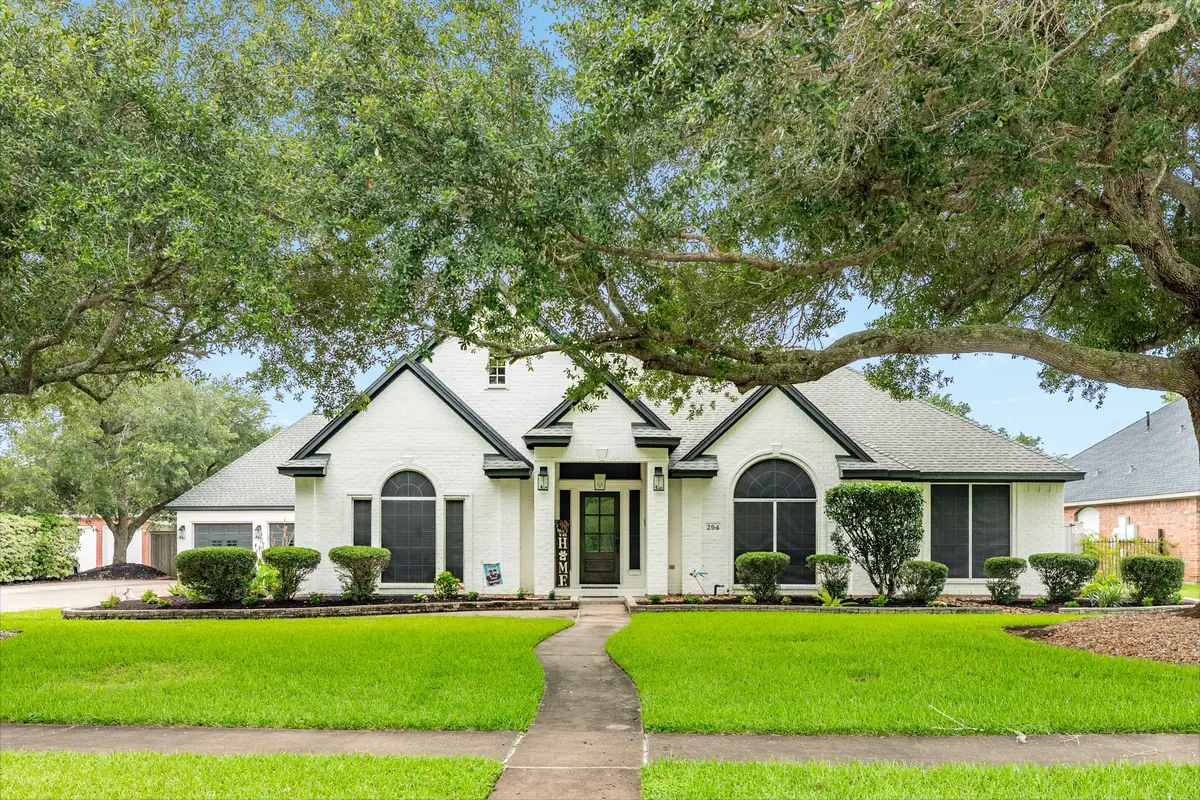 294 Timbercreek Drive, Lake Jackson, TX 77566 - #1