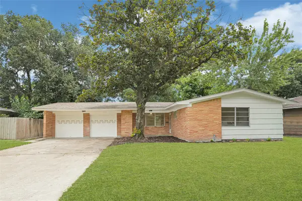 914 Peach Spring Drive, Houston, TX 77088