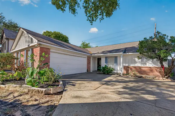 16026 Sweetwater Creek Drive, Houston, TX 77095