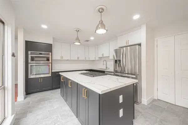 12127 Carriage Hill Drive, Houston, TX 77077
