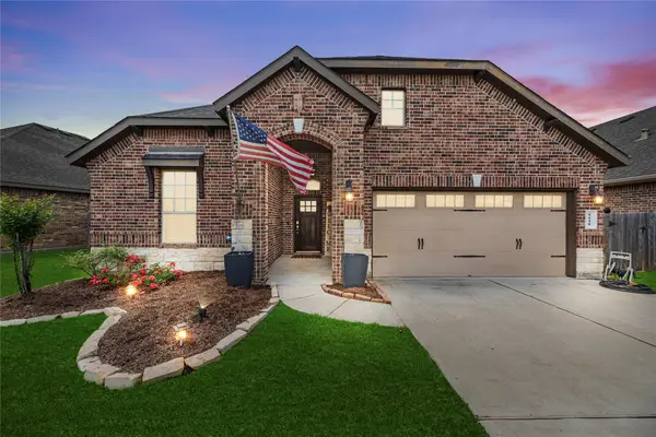 8618 Green Paseo Place, Rosenberg, TX 77469