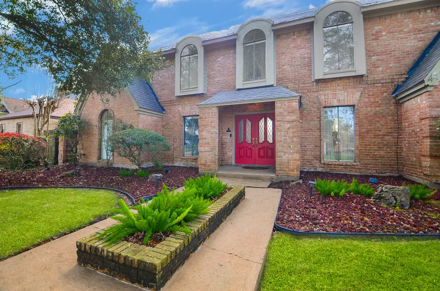 2842 W Pebble Beach Drive, Missouri City, TX 77459 - Image #2