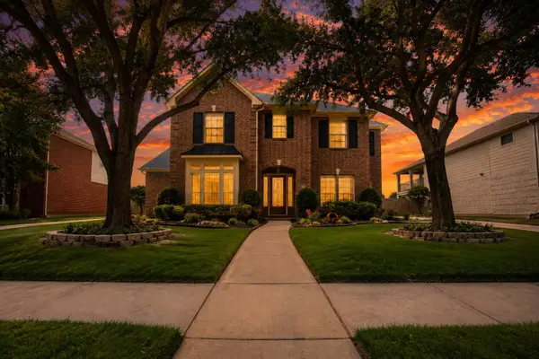 2227 Upland Park Drive, Sugar Land, TX 77479