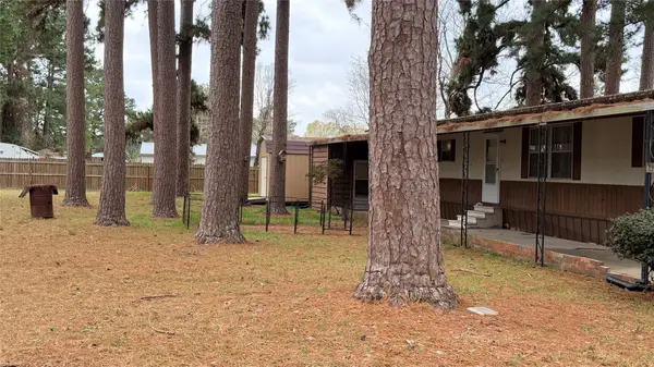 247 N Onalaska, Onalaska, TX 77360