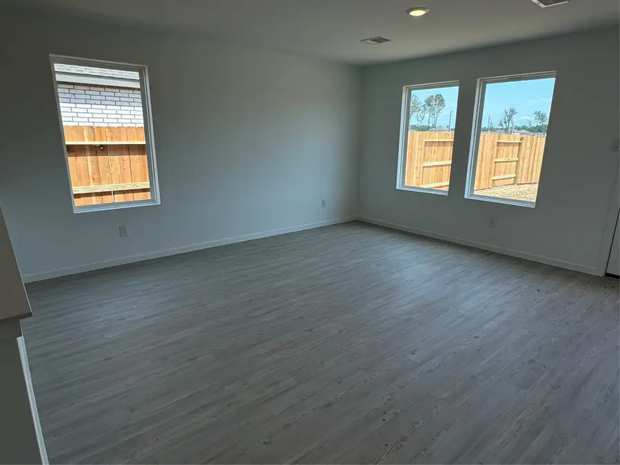 9218 Speckled Trout Drive, Baytown, TX 77521 - Image #3