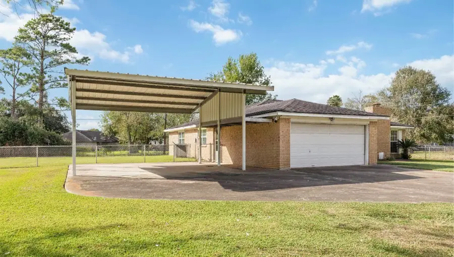 2210 County Road 769b, Brazoria, TX 77422 - Image #2