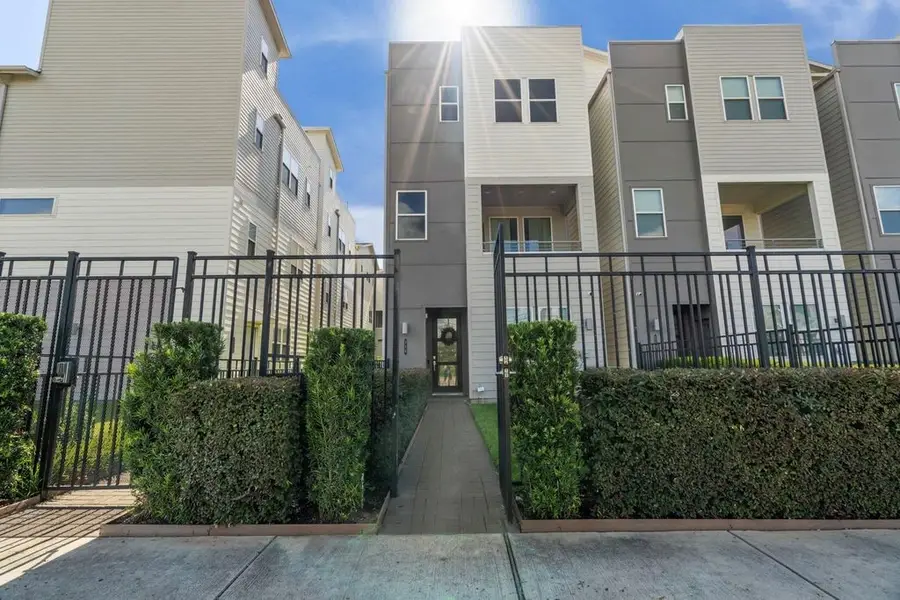 316 Jensen Drive, Houston, TX 77020 - #2