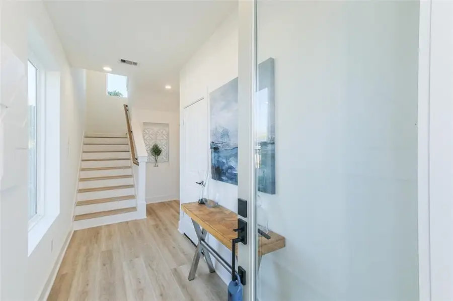 8321 Brecha Lane, Houston, TX 77055 - Image #3