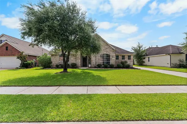 18634 Summercliff Lane, Tomball, TX 77377