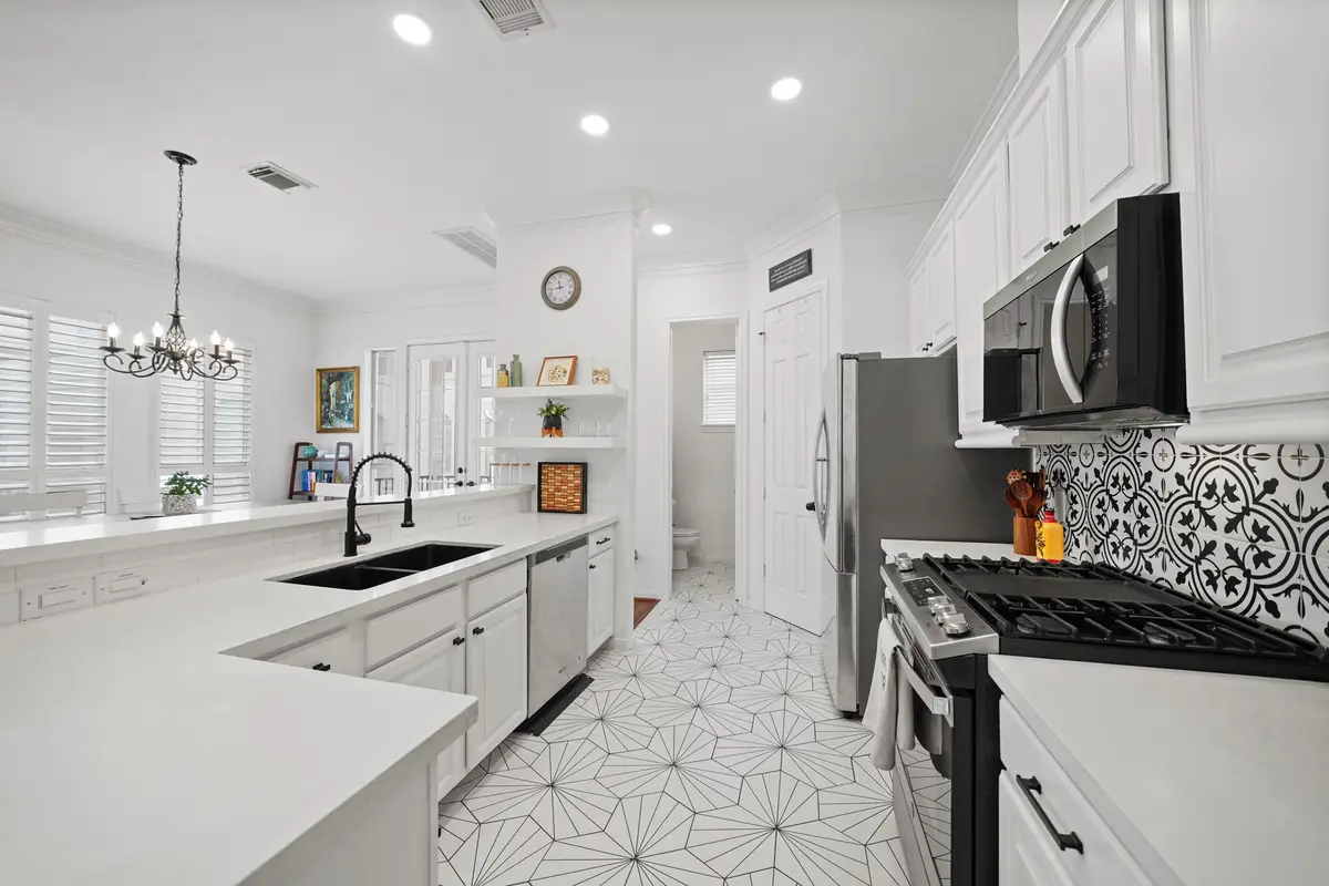 1330 Malone Street, Houston, TX 77007 - Image #1