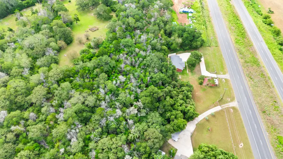 564 Highway 71 W, Smithville, TX 78957 - #2