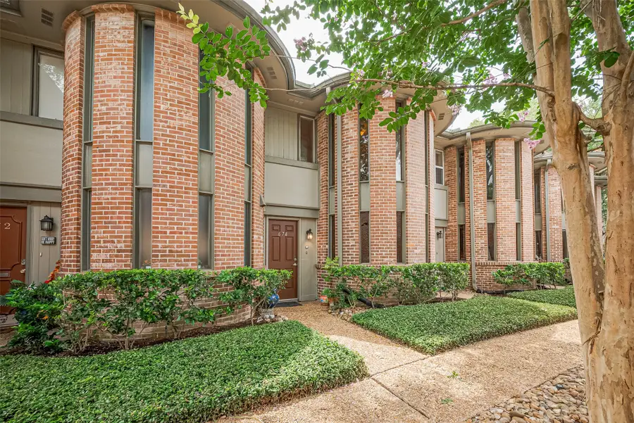 674 S Ripple Creek Drive #674, Houston, TX 77057 - #2
