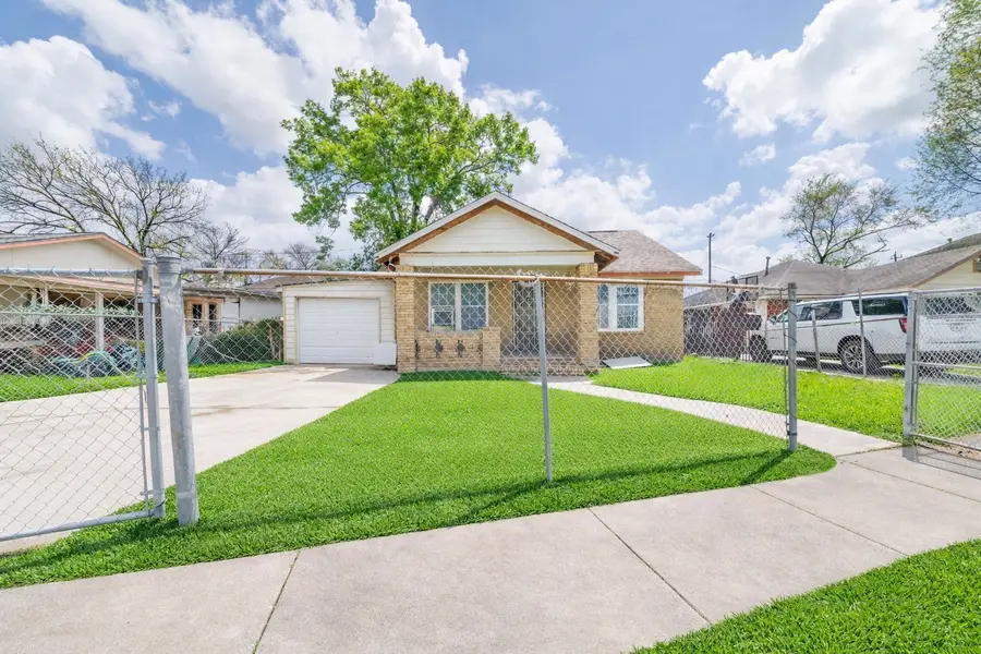 2305 Wilshire Street, Houston, TX 77023 - #2