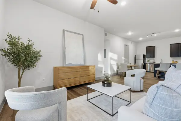 4509 Mount Vernon Street #11, Houston, TX 77006