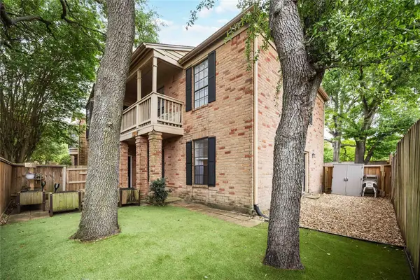 2255 Braeswood Park Drive #105, Houston, TX 77030