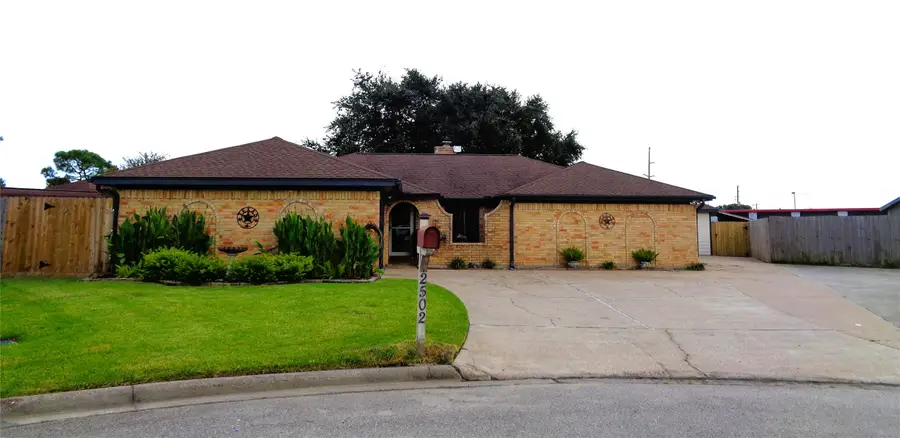 2502 20th Street N, Texas City, TX 77590 - #2