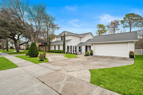 7810 Antoine Drive, Houston, TX 77088
