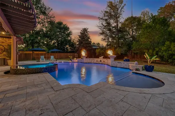 2007 Cliff Manor Drive, Conroe, TX 77304