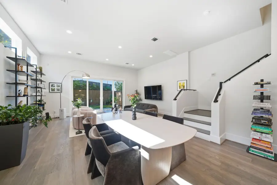 1529 Laird Street, Houston, TX 77008 - Image #3