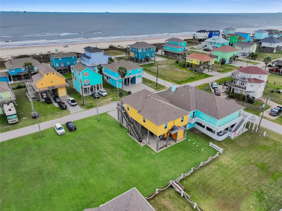 1343 Sunrise, Crystal Beach, TX 77650 - #3