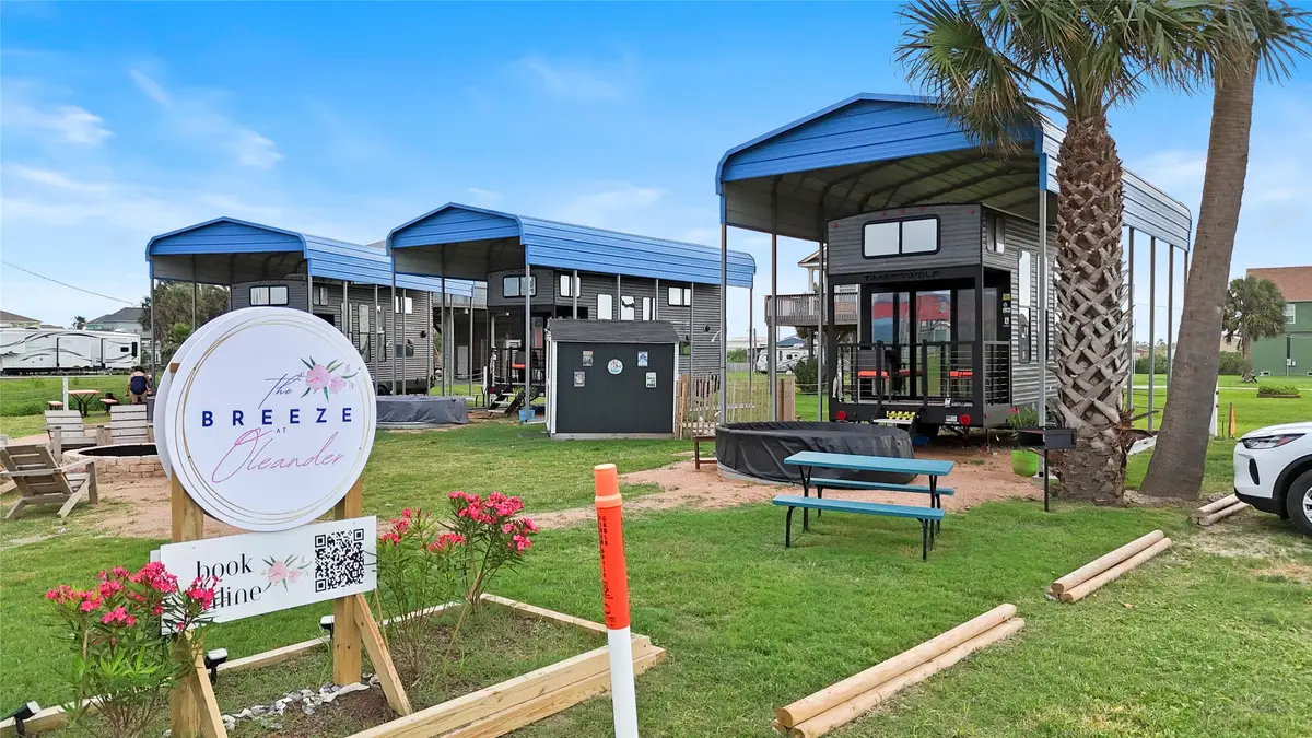 1845 Oleander, Crystal Beach, TX 77650 - #1