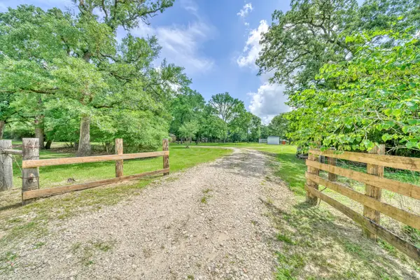 4930 County Road 152, Bedias, TX 77831