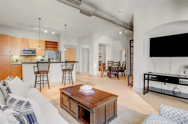 1901 Post Oak Boulevard #4303, Houston, TX 77056