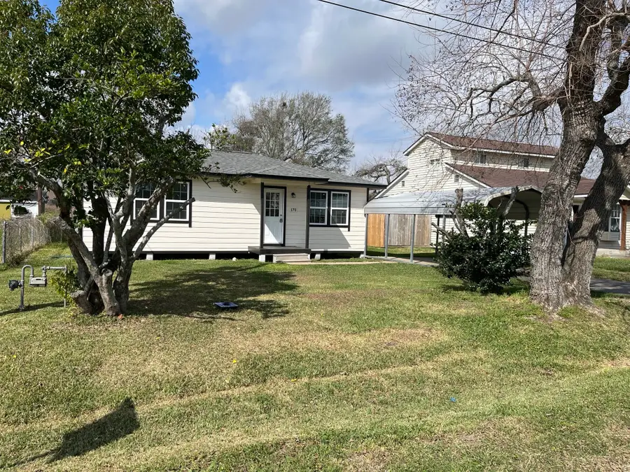 170 Lois Street, Clute, TX 77531 - #2