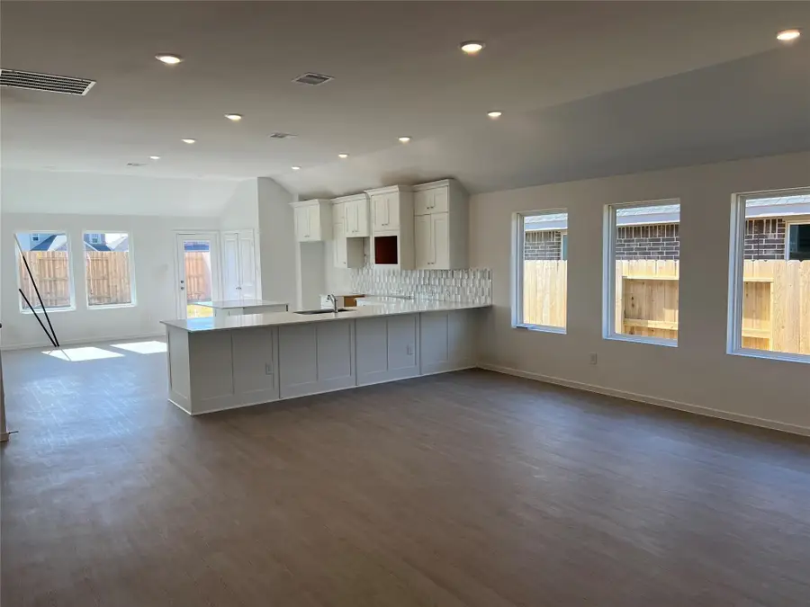 2817 Ravine Bluffs Court, League City, TX 77573 - Image #3