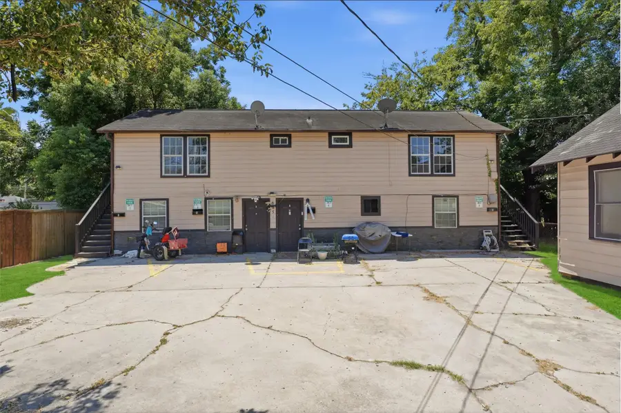 605 E Hunnicutt Street, Baytown, TX 77520 - #3