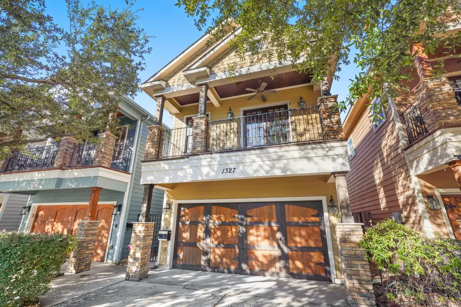 1327 Nashua Street, Houston, TX 77008 - Image #2
