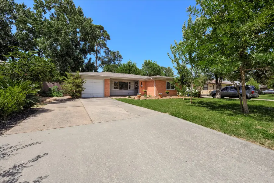 515 Azaleadell Drive, Houston, TX 77018 - #2
