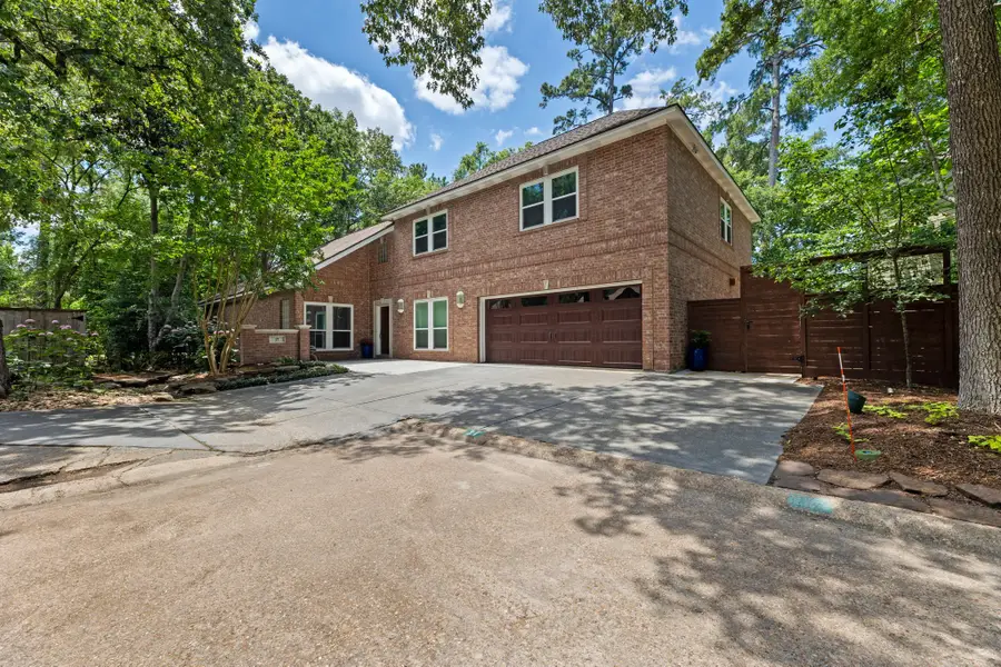 17 Buttonbush Court, The Woodlands, TX 77380 - #2