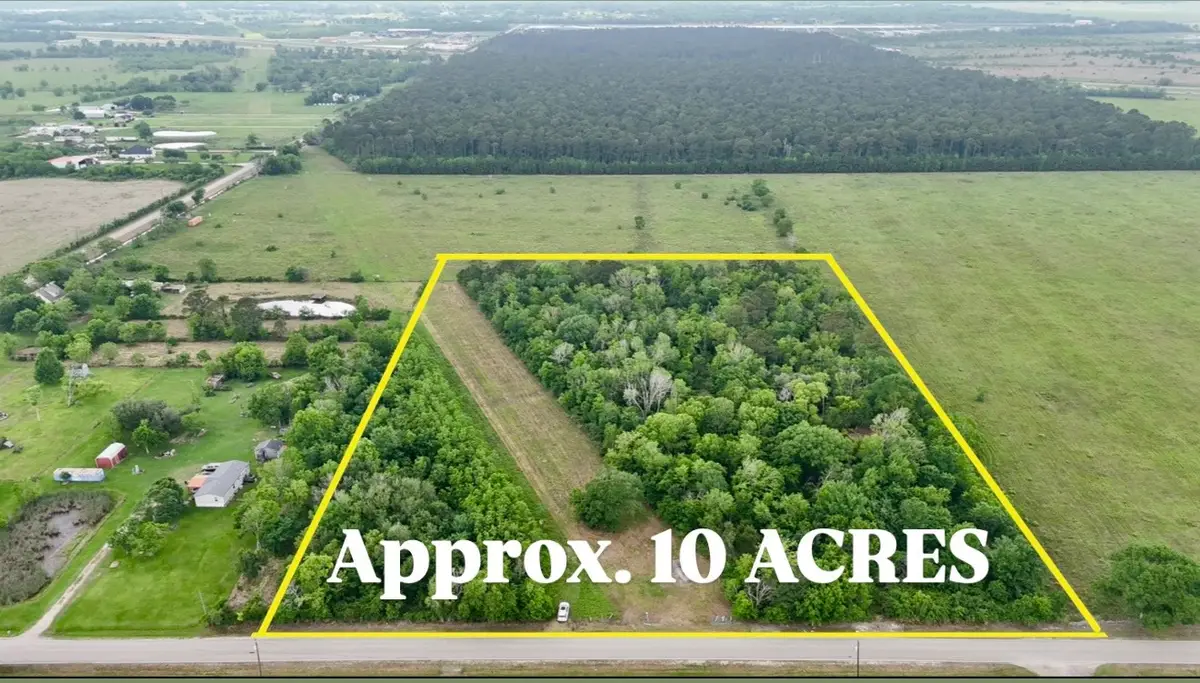 22318 County Road 48, Danbury, TX 77583 - #1